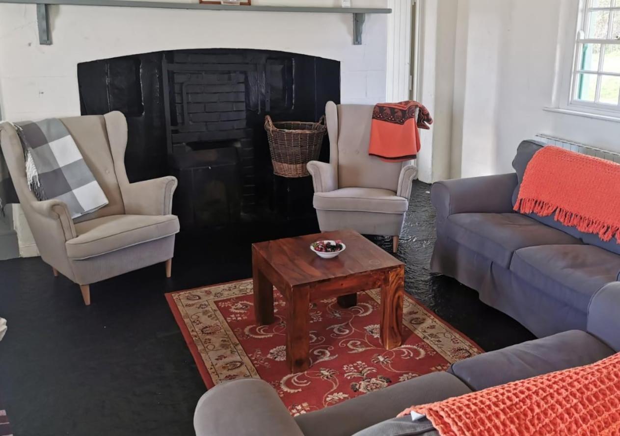 Corofin Lake Cottages Ngoại thất bức ảnh