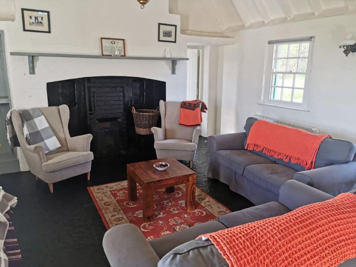 Corofin Lake Cottages Ngoại thất bức ảnh