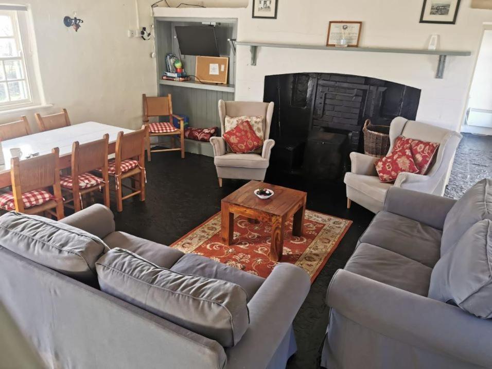 Corofin Lake Cottages Ngoại thất bức ảnh